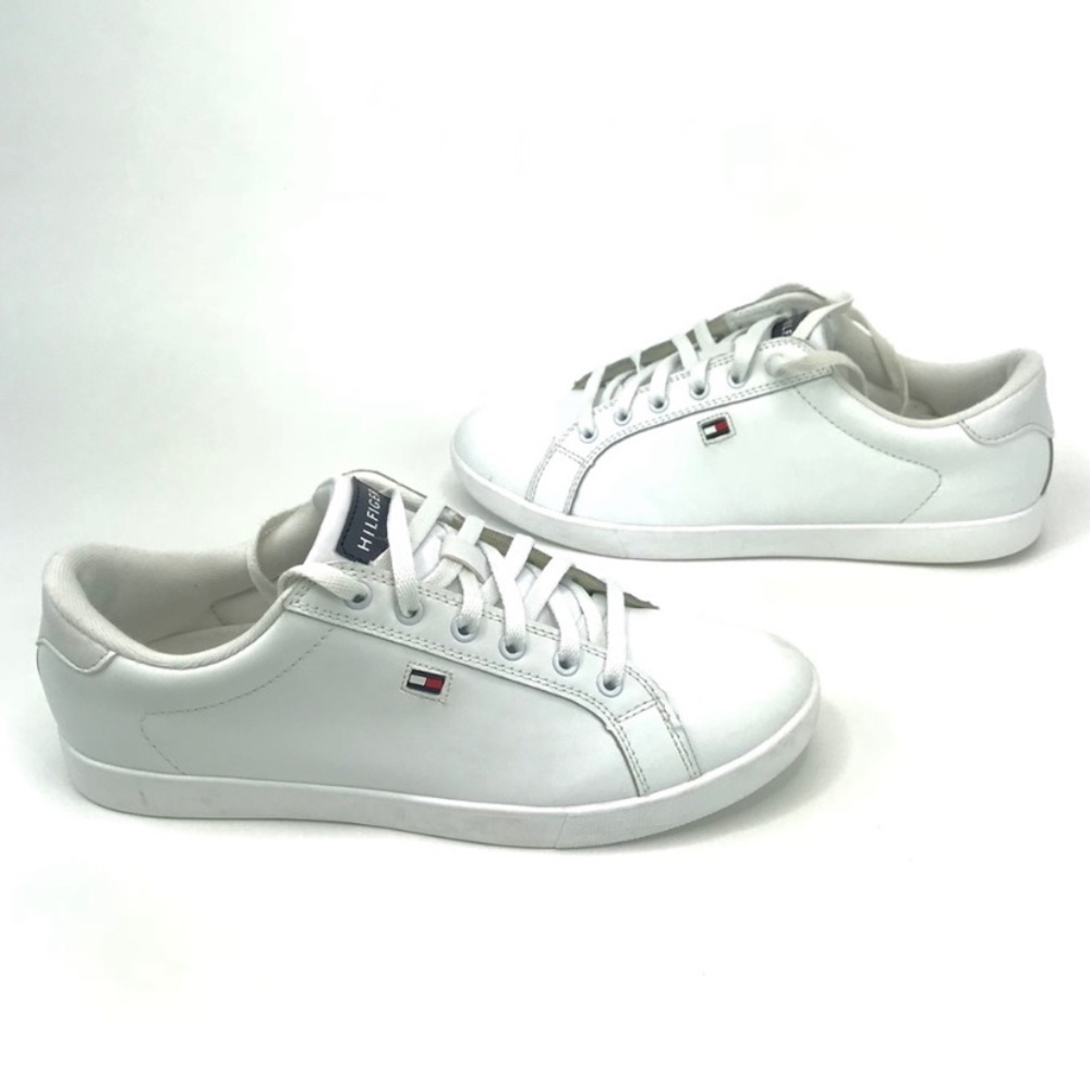 Tommy Hilfiger Vintage US 10.5 White Flag Low Top Sneakers
